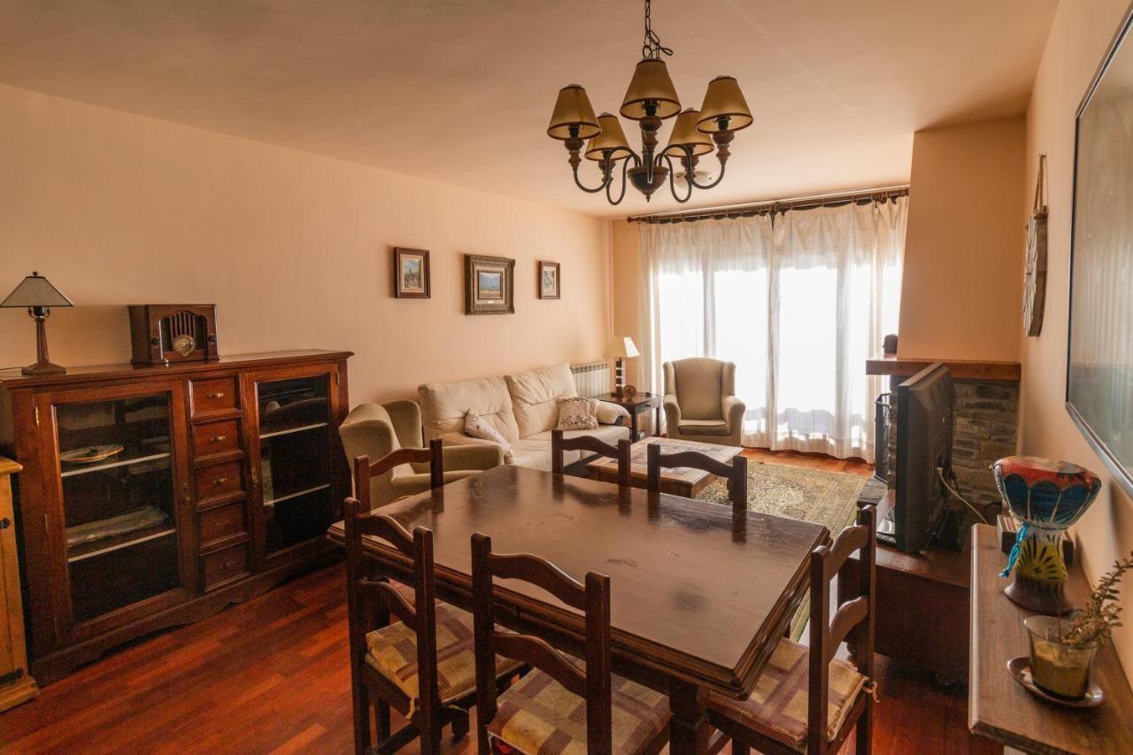 Apartamento Maladeta Веля Екстериор снимка